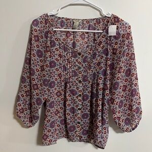 Forever 21 thin material button up wide sleeves M